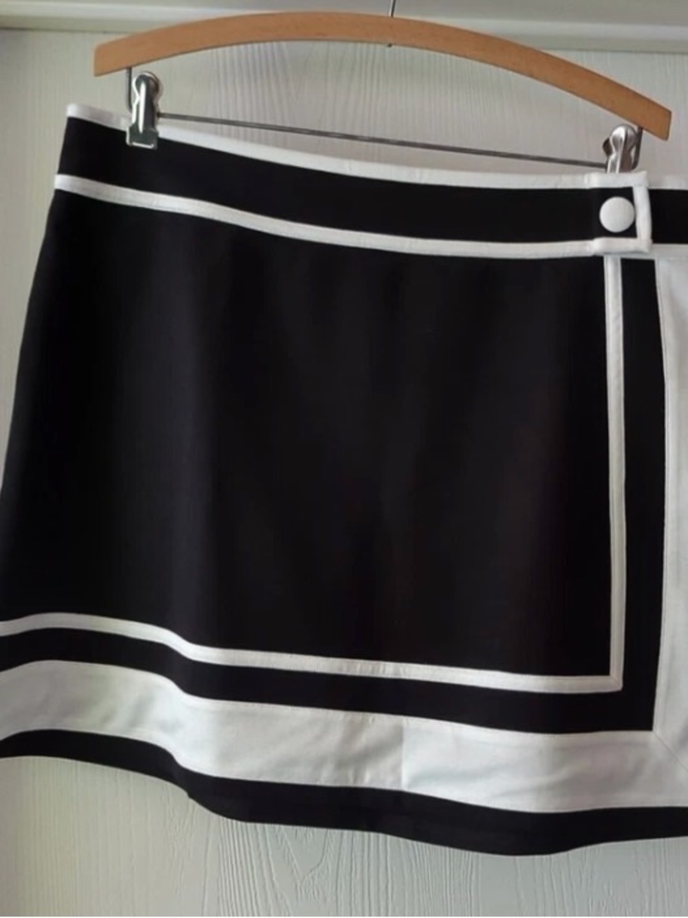 Anthropologie Maeve Black Mini Skirt with White Trim XL